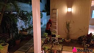 Morena gostosa surprised by thief eating her pussy