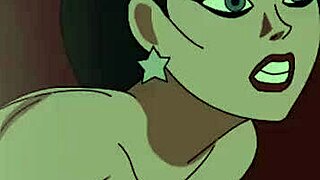 Giganta Dominates Wonder Woman In Masturbation!