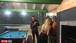 I let my blonde wife give her ass to my tattooed friend, it was so sexy and hard