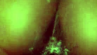 Watch this teen girl masturbate solo