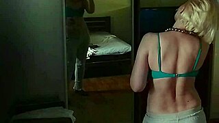 look at this juicy milf's gorgeous arse getting destroyed