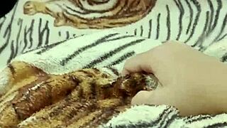 Beautiful Amateur Masturbates In The Morning Before College