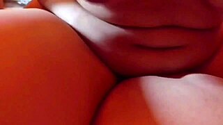 gordo se coge a jovencita nalgona en el hotel parte 2