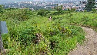 Subimos la monta�a y me cojo a mi guia