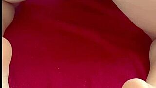 Novia sola, la cámara graba su diversión en solitario!