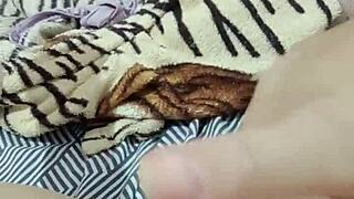 Beautiful Amateur Masturbates In The Morning Before College