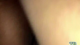 O Comer Dor de Cu Ataca Novamente Levou a Casada no Mato e Fodê o Seu Cuzinho