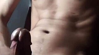 College guy masturbates at home with huge cumshot 💦