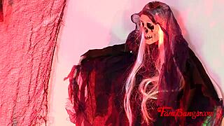 I had nasty sex with my teen pussy and mommy, fucking father in law in taboo family deceive