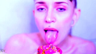 Bare toes crushing juicy fruit so wet 😏