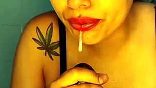 Colombian plays with dildo in shower