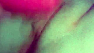 tight amateur loves playing with pussy