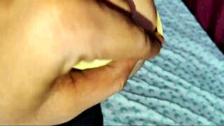 stepsister ki nangi body ne stepbrother ko pagal kar diya