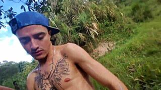 I see hot colombian guys outdoors