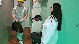 Latina MILF squirts on handyman!