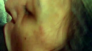 Deepthroat Swallow In Car!