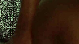 Pacar Sebel Telpon Saat Quickie Ngentot!