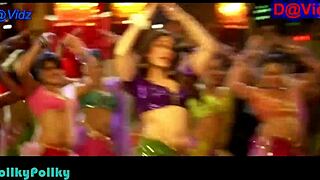 kareena shows her hottest navel teasing big tits