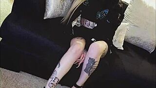 Lady xo jerk off challenge