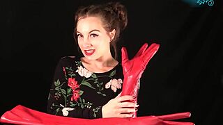 housewife uses dildo with red leather gloves