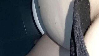 Gretala cattura suoni intriganti dal cesso