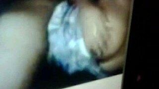 look at those big natural tits bouncing!