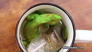 Finding Cougars Butt Plug Leads To Fucking Her Ass