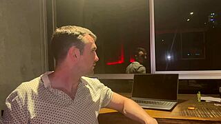 Dei Secretary Takes Boss's Bareback BWC Like a Slut 😈