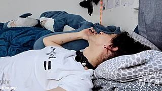 I'm so in heat, fingering my ass sloppy