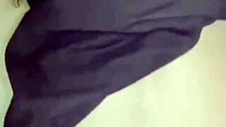 Amoosina cums on white ass in airport toilet.