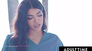 i relax with jasmine's oiled pussy massage