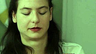 Cfnm fetish baby tahajú čierny kohút