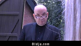 gina fucks old cashier