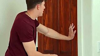 Stepsisters Free Use Xmas Elves