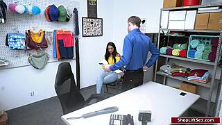 Officer Fucks Pervert Latina Costumer In Deepthroat And Fucking