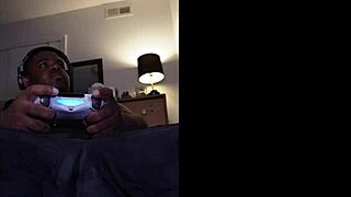 the gamer decided to have a solo session with his favorite game 😎