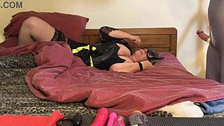 Granny Batgirl Sucks Batman's Cock In Two Positions