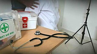 Doctor secretly giving blowjob in clinic