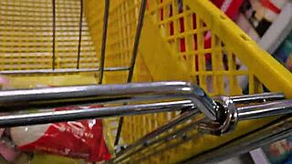 Venezuelan Hotwife's Thrilling Supermarket Flash