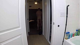 i'm choking on candy cruise's deepthroat in bathtub pov