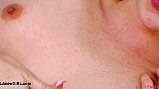 beachy blonde babe reveals sexy body