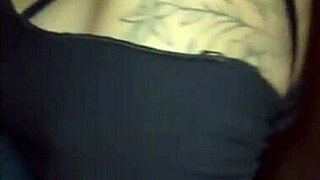 노장 거리 창녀 큰엉덩이 가슴 야외 유혹