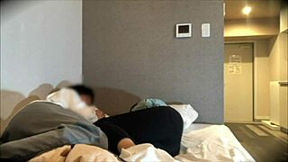 Perverted girlfriend panics during phone call while fucking senior 😱📞