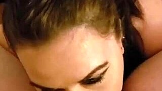 Kandy Kane in Bold Beauties