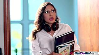 This 19yo Brunette Is Facesitting Her Busty Stepsis And Eating Her Ass