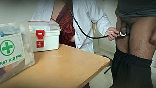 Doctor secretly giving blowjob in clinic