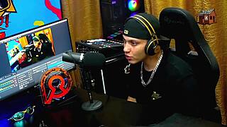 ruan asks bruna lambertini for a kiss, she sits naked on his lap - podcast popum