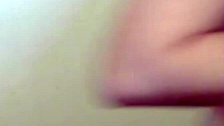 Beautiful eyes webcam session with cute girl.