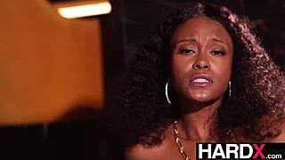 ebony beauty shakes legs intensely