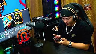 ruan asks bruna lambertini for a kiss, she sits naked on his lap - podcast popum